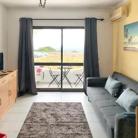 Seaside Serenity: Carvoeiro Beachfront *