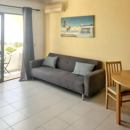 Apartment Seaside Serenity: Carvoeiro Beachfront